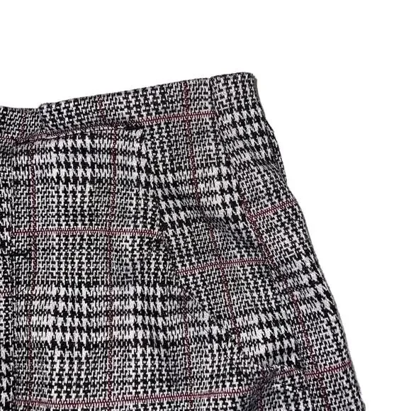 SO Womens Juniors 15 Mini Skirt Plaid Paper Bag Waist Black White Pink No Belt - Picture 8 of 12